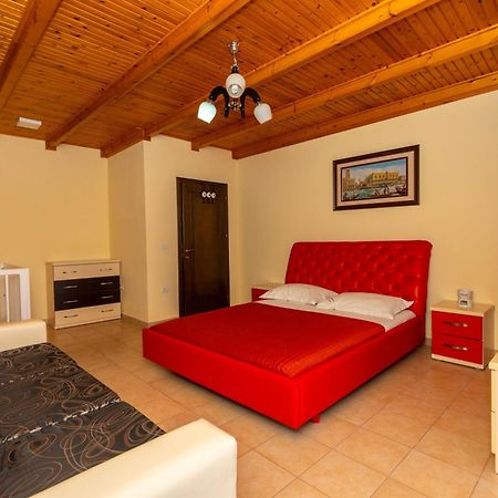 Hotel Albania Velipojë エクステリア 写真