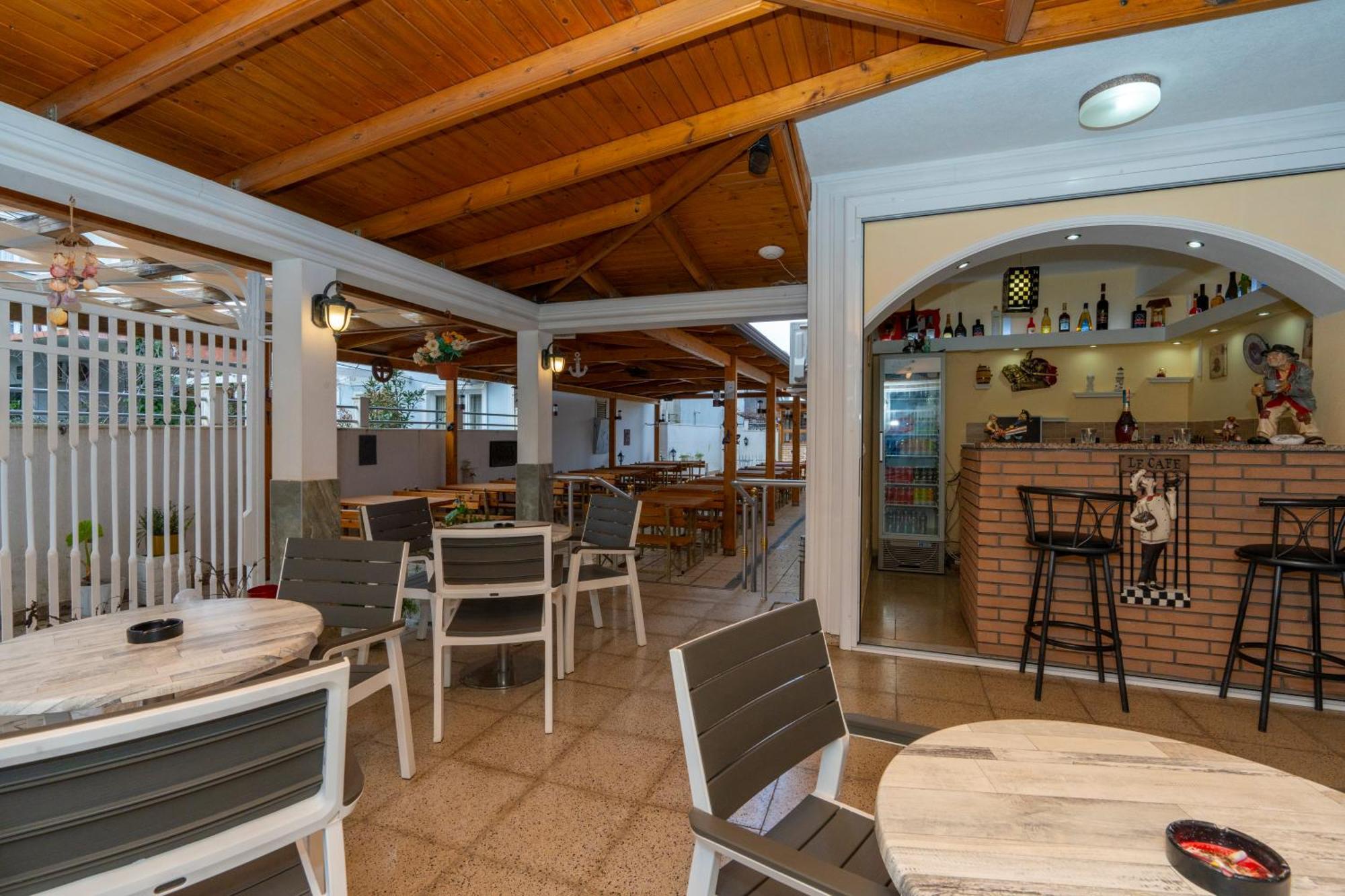 Hotel Albania Velipojë エクステリア 写真
