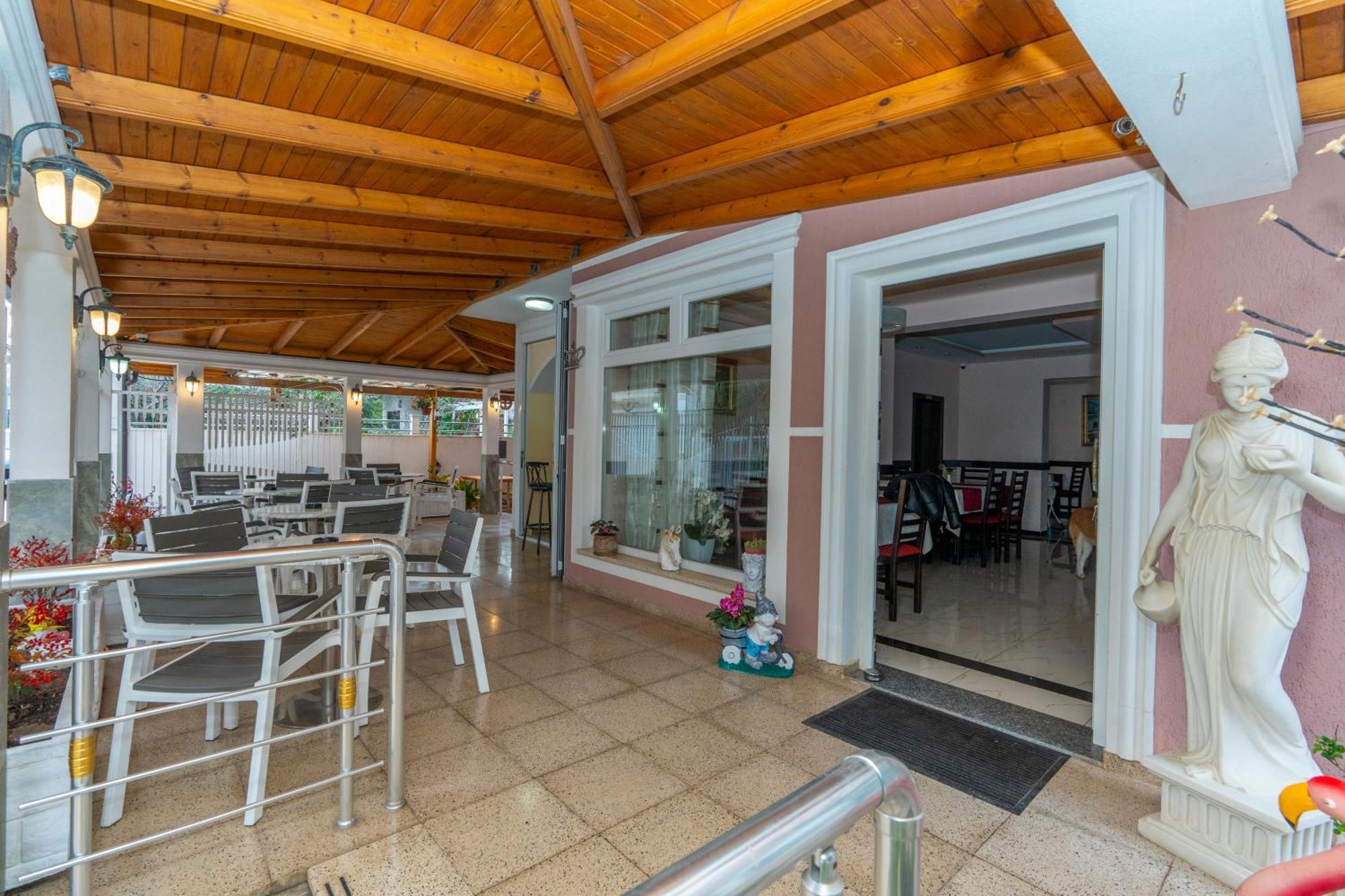 Hotel Albania Velipojë エクステリア 写真